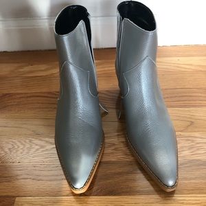 FiveSeventyFive boots